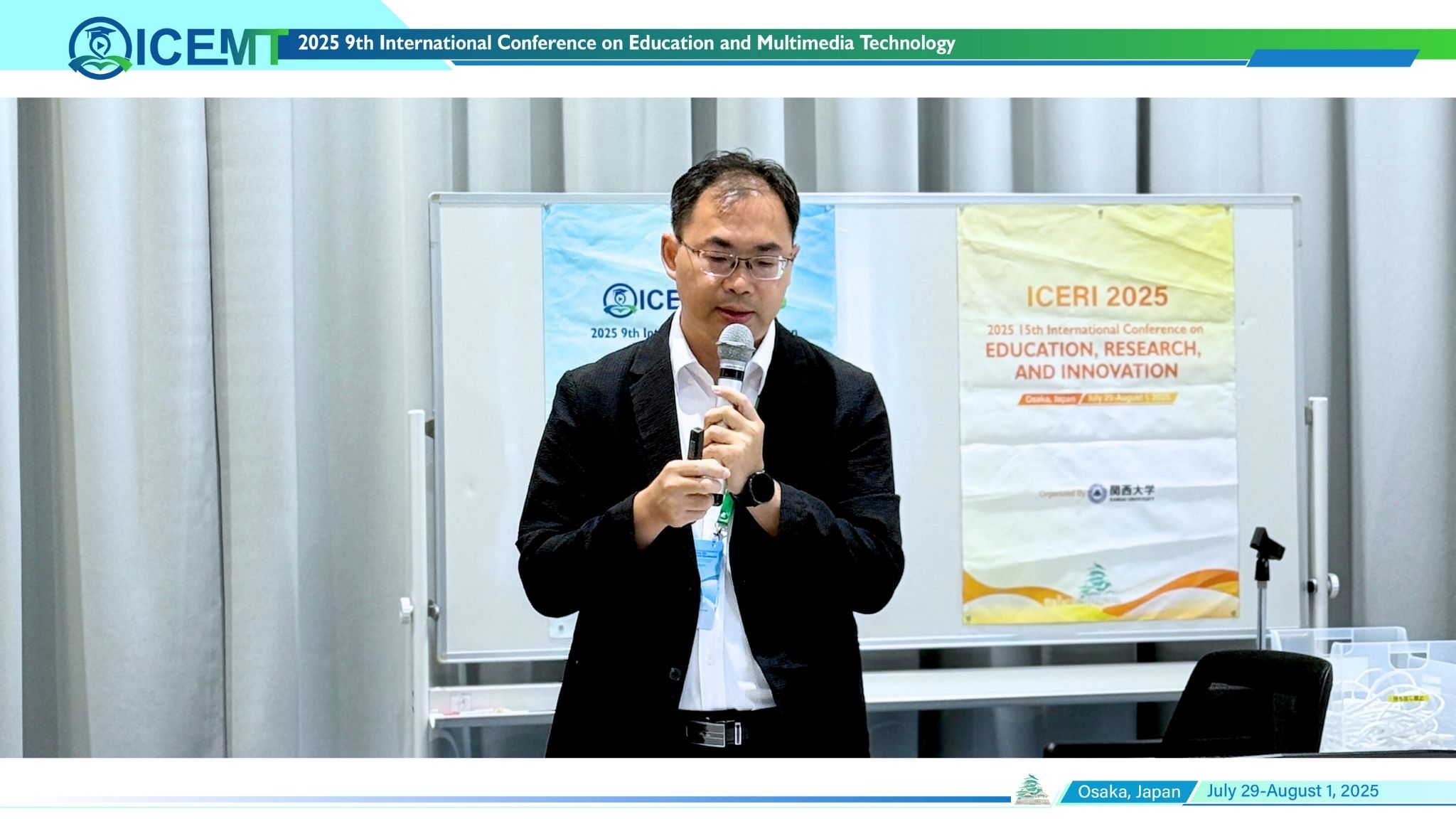 Panel Speaker 1